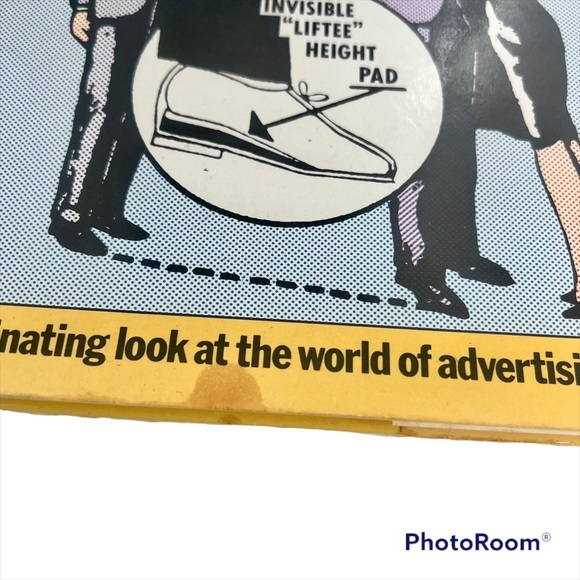 The World of Small Ads Mario Lippa & David Newton photography Book - Picture 2 of 6